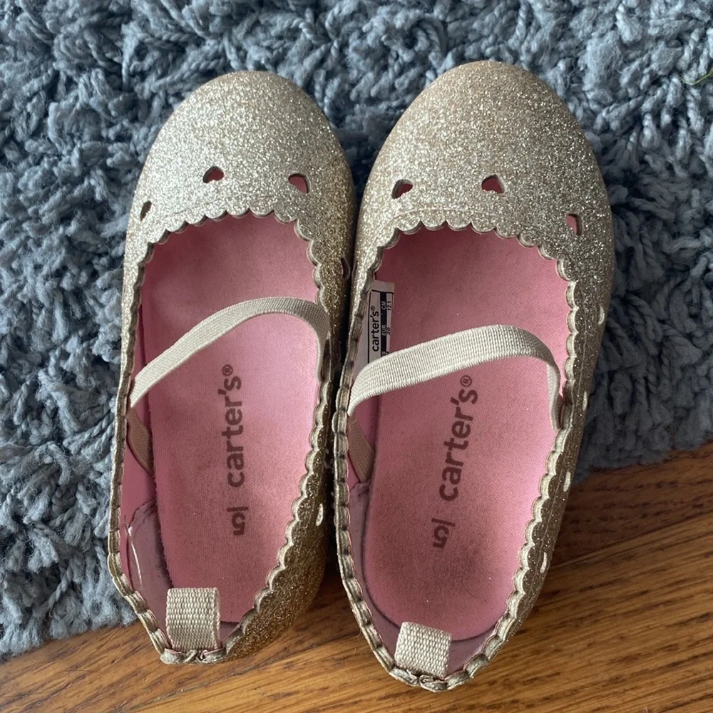 Carters Toddler Girl Gold Glittery Round Tip Flats Size 5